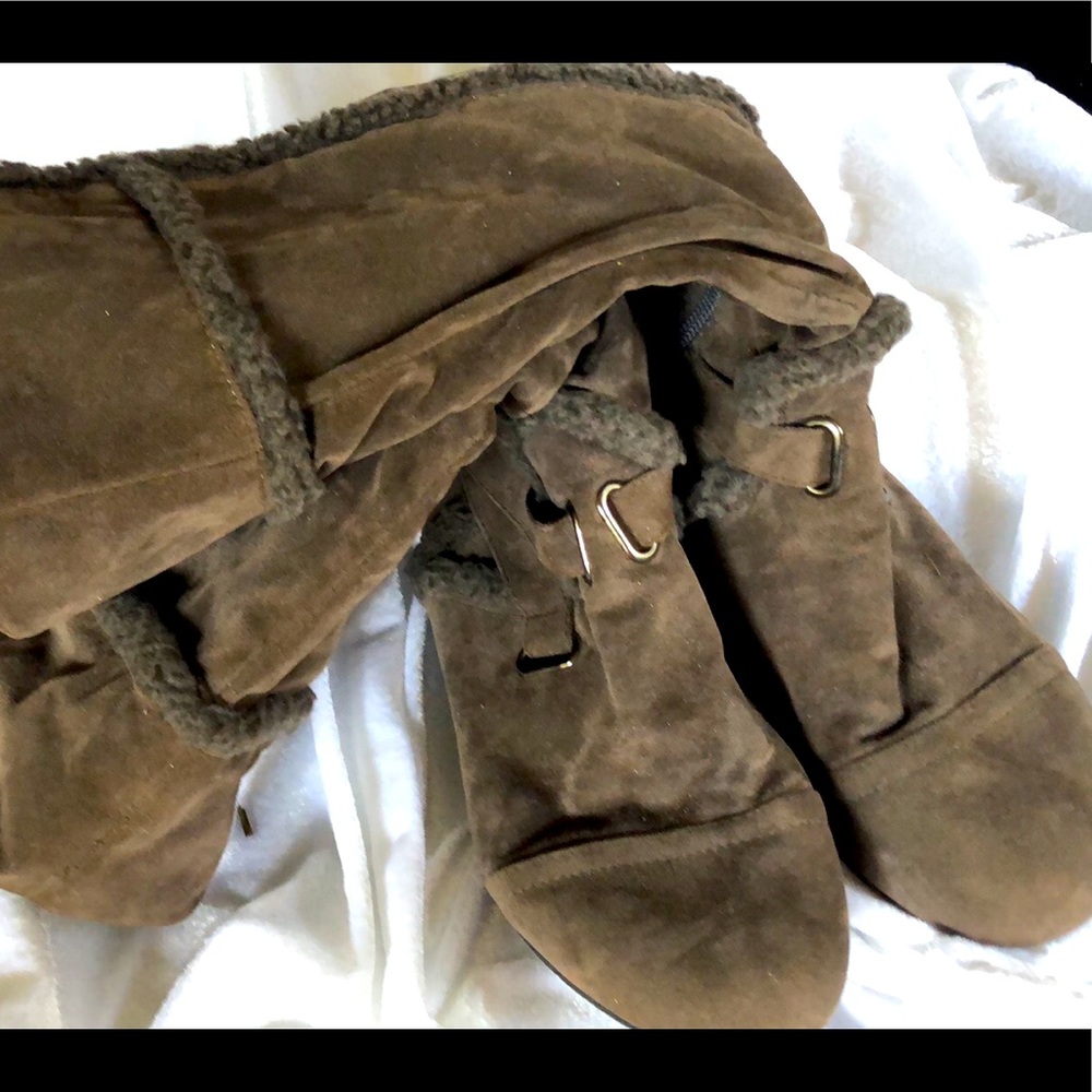Brown suede with fur boots size 10